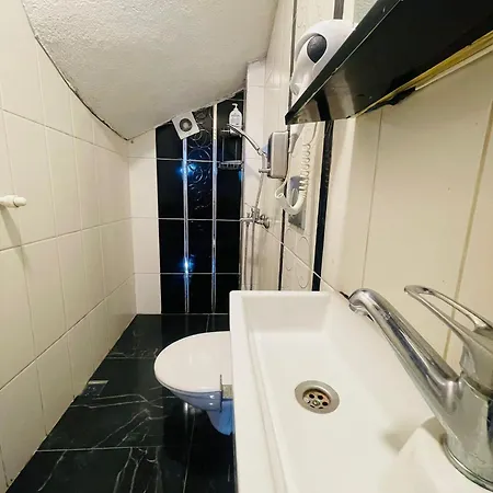 Taksim Gold House 4*