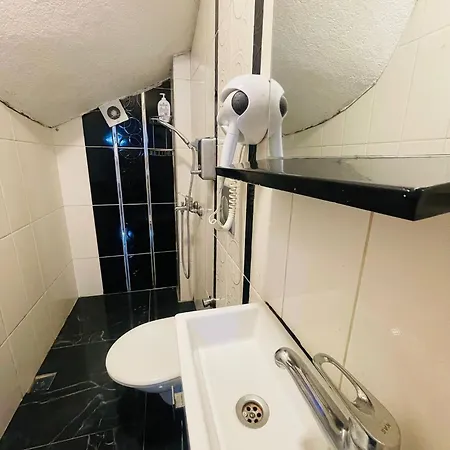 Taksim Gold House 4*