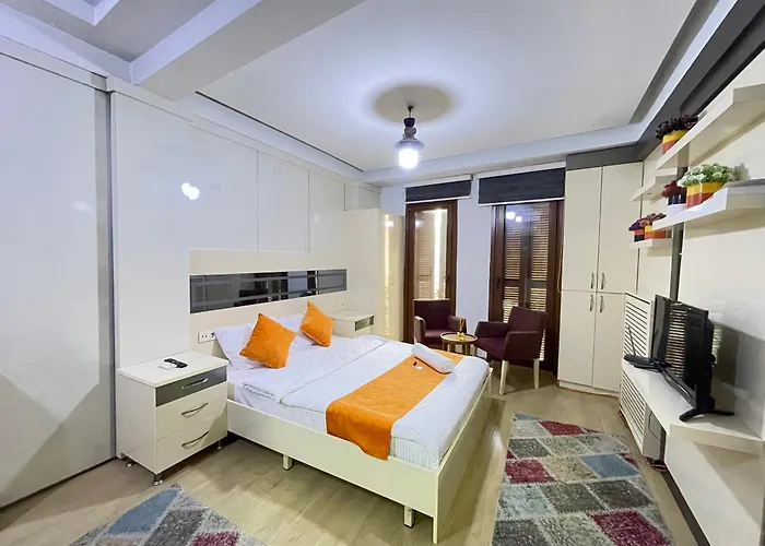 Taksim Gold House 4*