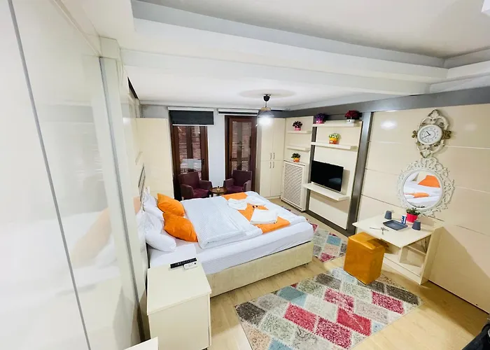 Aparthotel Taksim Gold House 4*