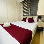 Taksim Gold House מלון דירות איסטמבול